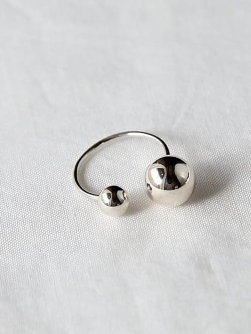 925 Sterling Silver Platinum Plated Ball Ring